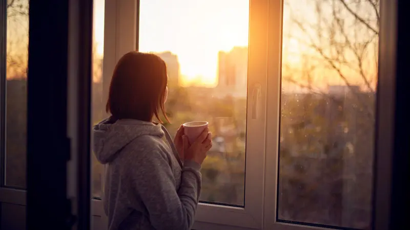 Вставайте прибилизительно в одно и то же время Гигиена сна