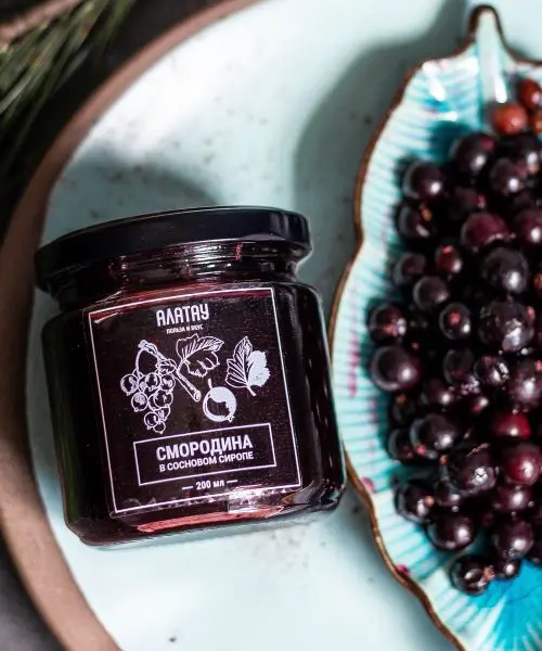 Черная смородина в сосновом сиропе, 200 мл Черная смородина в сосновом сиропе, 200 мл